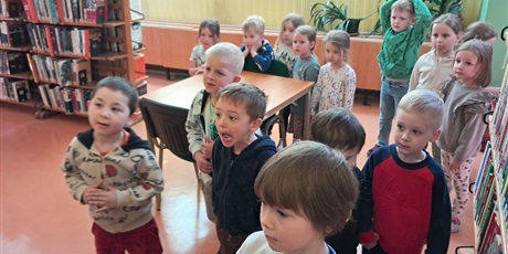 Powiększ grafikę: dzien-bibliotekarza-633994.jpg