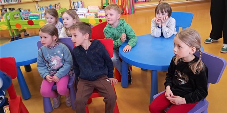 Powiększ grafikę: dzien-bibliotekarza-633995.jpg